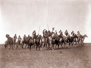 Brule Sioux oorlogspartij door Edward S. Curtis, ca. 1907 door Edward Sheriff Curtis