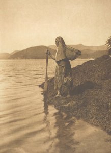 De zeewierverzamelaar, 1915 door Edward Sheriff Curtis