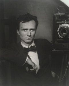 Zelfportret met studiocamera
