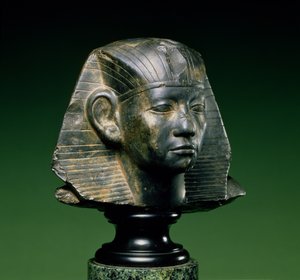Hoofd van koning Amenemhat III, uit Aswan, Middenrijk, 1842-1797 v.Chr.