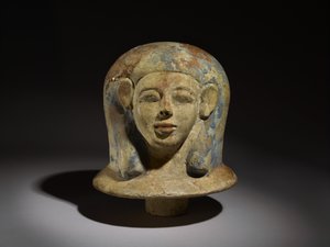Kanopische potdeksel in de vorm van een hoofd