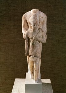 Amon beschermt Amenhotep III (1382-44 v.Chr.) uit de Tempel van Amon, Karnak door Egyptian 18th Dynasty