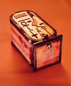 Cartouche-vormige doos, uit het Graf van Toetanchamon door Egyptian 18th Dynasty