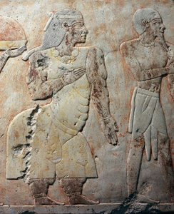 Koningin van Punt, detailscène die expeditie naar Land van Punt afbeeldt, geschilderd reliëf, colonnade van Punt, dodentempel van Hatsjepsoet, Deir el-Bahari, necropolis van Thebe (UNESCO Werelderfgoedlijst)