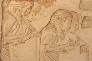 Reliëf dat schrijvers aan het werk toont, uit het Graf van Horemheb (ca. 1323-1295 v.Chr.) (detail) door Egyptian 18th Dynasty