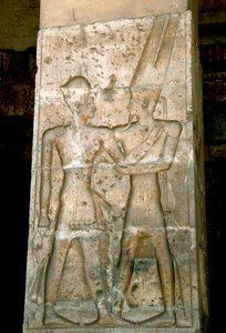 Oude Egyptische kunst: Laag reliëf op de zuil van de tempel van Sethi I