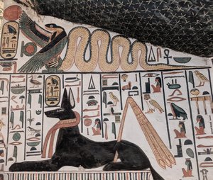 Anubis en cobra (muurschildering) door Egyptian 19th Dynasty
