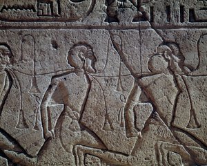 Assyrische gevangenen van Ramses II, reliëf, Hoofdtempel van Abu Simbel (Unesco Werelderfgoedlijst)