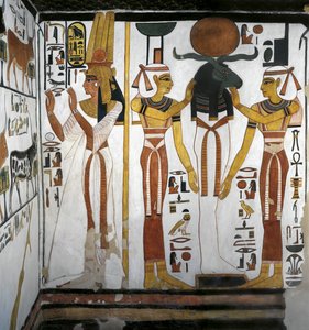 Egypte, Thebe, Luxor, Vallei der Koninginnen, Graf van Nefertari, Aanbouw aan voorhal, muurschilderingen, koningin voor goddelijke entiteit die Osiris voorstelt rustend in Ra in cirkel van godinnen Isis en Nephthy door Egyptian 19th Dynasty
