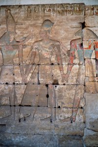 Egyptische oudheid: detail van de lage reliëfs van de tempel van Sethi I in Abydos