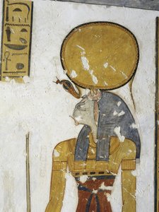 Egypte, Thebe, Luxor, Vallei der Koningen, Graf van Prins Mentuherkhepeshef, muurschildering van kat-hoofd godin Bastet, 20e dynastie