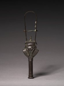 Gebogen sistrum, 380-343 v.Chr.