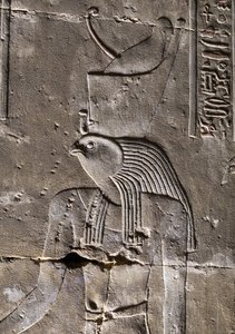 Horus met de Gebroken Kroon, Tempel van Horus in Edfu door Egyptian Egyptian