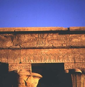 Architraaf, uit de Tempel van Horus