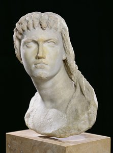 Buste van Cleopatra II (172-116 v.Chr.) of haar dochter Cleopatra III (141-101 v.Chr.)