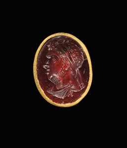 Hellenistische intaglioring met koninklijk portret van een Ptolemaeïsche heerser, waarschijnlijk Ptolemaeus IX, Soter II, laat 2e - vroeg 1e eeuw v.Chr.