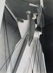 Beeldhouwwerk in Pressa, Keulen door Eliezer Markowich Lissitzky