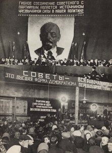 Sovjets - de hoogste vorm van democratie. Illustratie uit USSR Bouwt Socialisme, 1933 door Eliezer Markowich Lissitzky