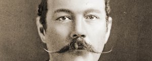 Portret van Sir Arthur Conan Doyle door Elliott and Fry Photography Studio
