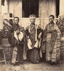 Bonzen van de Chinese pagode Cholen, Saigon, Cochinchina door Emile Gsell