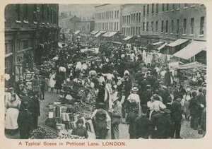 Een typisch tafereel in Petticoat Lane, Londen