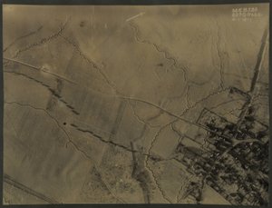 Luchtfoto met loopgraven uit de Eerste Wereldoorlog, 1918
