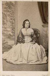 Agnes Strickland, auteur door English Photographer