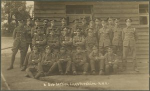 B Sub-sectie, Leicestershire Royal Horse Artillery, in trainingskamp in Diss, 1914-18 door English Photographer