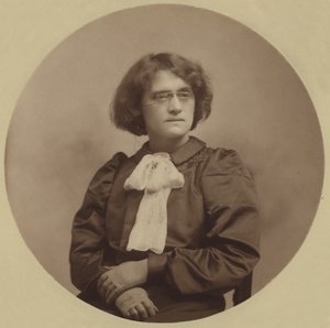 Beatrice Harraden door English Photographer