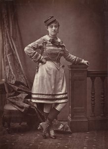 Bessie Sudlow door English Photographer