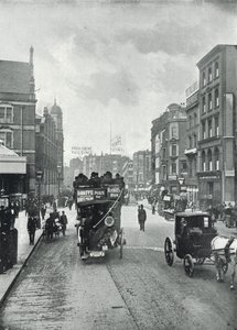 Bishopsgate Street (zonder), kijkend naar het oosten vanaf nabij Liverpool Street door English Photographer