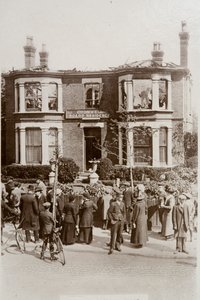 Pension op Cromwell Road beschadigd tijdens een Zeppelin-aanval op Southend, Essex