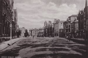 Broad Street, Oxford door English Photographer