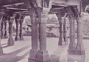 Gesneden Zuilen, Panch-Mahal, Futtehpur-Sikri door English Photographer