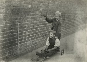 Kinderarmoede, Londen door English Photographer