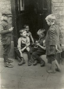 Kinderarmoede, Londen door English Photographer