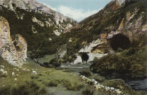 Dovedale, Doveholes