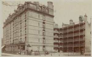 Ebury Buildings aan Pimlico Road door English Photographer