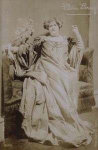Ellen Terry door English Photographer
