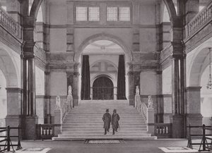 Inkomhal van de Universiteit van Londen door English Photographer