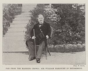 Ver van de Madding Crowd, Sir William Harcourt in pensioen door English Photographer