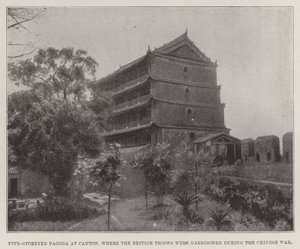 Vijf Verdiepingen Pagode in Canton, waar de Britse Troepen waren gelegerd tijdens de Chinese Oorlog door English Photographer
