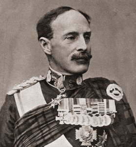 Generaal Sir Ian Standish Monteith Hamilton, uit The Illustrated War News, 1915 door English Photographer