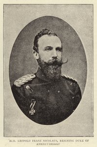 H H Leopold Franz Nicolaus, regerende hertog van Anhalt-Dessau door English Photographer