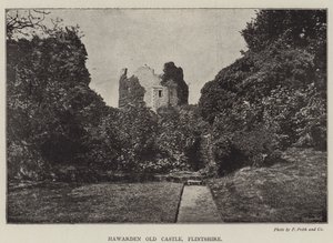 Oud kasteel Hawarden, Flintshire door English Photographer