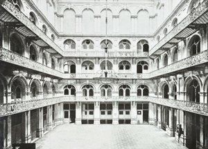 Hop Exchange: oosthal interieur, Southwark Street, Londen, 1890