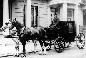 Paardenkoets Buiten 24 Gloucester Square, Hyde Park, Londen, c.1890