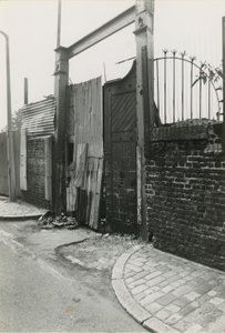 Jack the Ripper: Durward Street door English Photographer