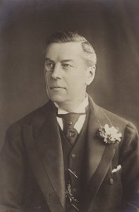 Joseph Chamberlain door English Photographer
