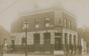 Jongens van het dorp, Mary Anne Street, Stepney, Londen